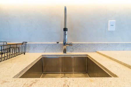 Apartamento à venda com 94m², 2 quartos e 1 vagaCozinha e Área de Serviço Detalhe