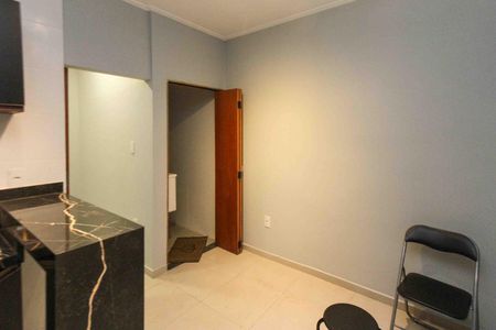 Apartamento à venda com 29m², 2 quartos e 1 vaga Apartamento à venda com 29m², 2 quartos e 1 vagaSala