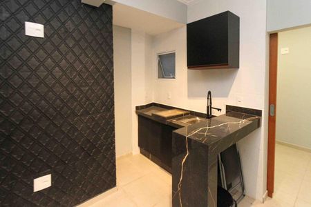 Apartamento à venda com 29m², 2 quartos e 1 vaga Apartamento à venda com 29m², 2 quartos e 1 vagaCozinha