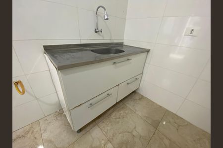 Sala/Cozinha de apartamento para alugar com 1 quarto, 29m² em Quarta Parada, São Paulo