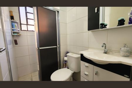 Apartamento à venda com 54m², 2 quartos e 1 vaga Apartamento à venda com 54m², 2 quartos e 1 vagaBanheiro