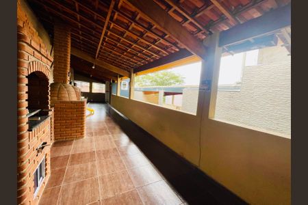 Casa de condomínio para alugar com 150m², 2 quartos e 2 vagasCobertura