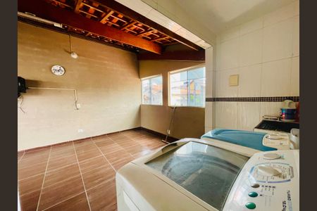 Casa de condomínio para alugar com 150m², 2 quartos e 2 vagasÁrea de Serviço