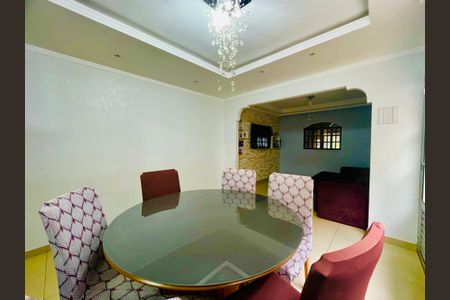 Casa de condomínio para alugar com 150m², 2 quartos e 2 vagasSala de Jantar