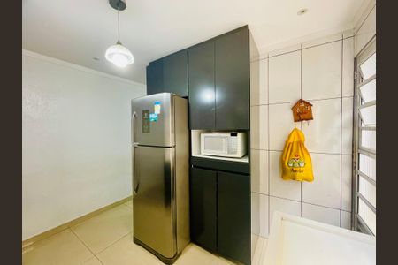 Casa de condomínio para alugar com 150m², 2 quartos e 2 vagasCozinha