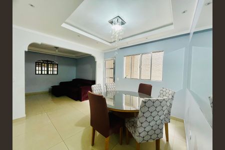 Casa de condomínio para alugar com 150m², 2 quartos e 2 vagasSala de Jantar