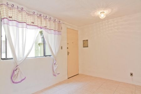 Sala de apartamento para alugar com 2 quartos, 50m² em Parque Nações Unidas, São Paulo