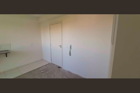 Sala de apartamento à venda com 2 quartos, 43m² em Metalúrgicos, Osasco