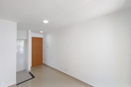 Sala de apartamento para alugar com 2 quartos, 47m² em Jardim Nova Europa, Campinas
