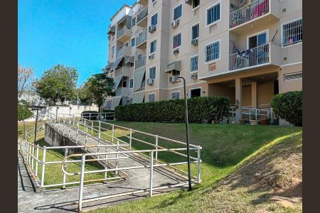 Apartamento à venda com 64m², 3 quartos e 1 vaga Apartamento à venda com 64m², 3 quartos e 1 vagaFachada