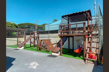 Apartamento à venda com 64m², 3 quartos e 1 vaga Apartamento à venda com 64m², 3 quartos e 1 vagaÁrea comum - Playground