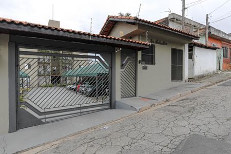 Apartamento para alugar com 57m², 2 quartos e 1 vagaFachada