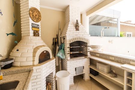 Casa de condomínio à venda com 300m², 4 quartos e 4 vagas Casa de condomínio à venda com 300m², 4 quartos e 4 vagasÁrea gourmet