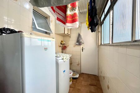 Apartamento à venda com 70m², 2 quartos e 1 vaga Apartamento à venda com 70m², 2 quartos e 1 vagaÁrea de Serviço