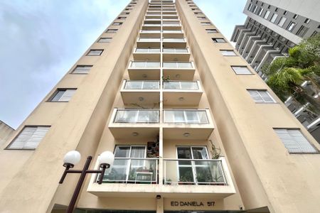 Apartamento à venda com 70m², 2 quartos e 1 vaga Apartamento à venda com 70m², 2 quartos e 1 vagaFachada