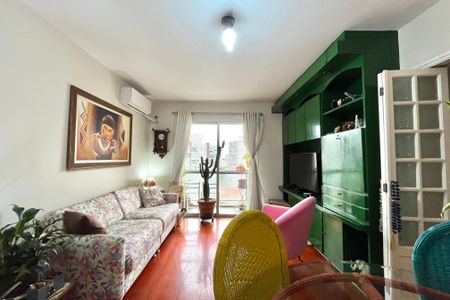 Apartamento à venda com 70m², 2 quartos e 1 vaga Apartamento à venda com 70m², 2 quartos e 1 vagaSala