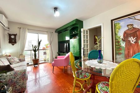 Apartamento à venda com 70m², 2 quartos e 1 vaga Apartamento à venda com 70m², 2 quartos e 1 vagaSala