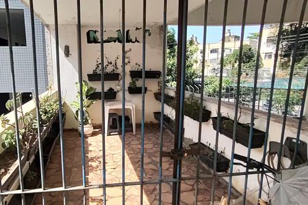 Apartamento à venda com 60m², 2 quartos e 1 vagaÁrea comum