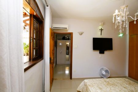 Casa à venda com 640m², 8 quartos e 2 vagasSuíte