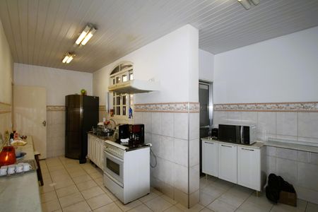 Casa à venda com 640m², 8 quartos e 2 vagasCozinha