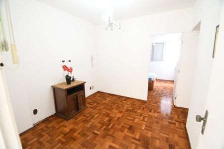 Sala de apartamento para alugar com 1 quarto, 35m² em Centro, Campinas