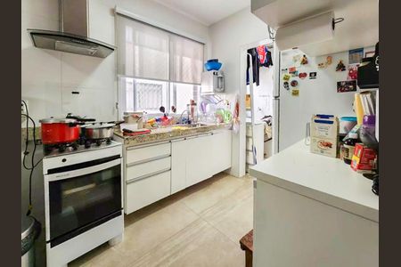 Apartamento à venda com 66m², 2 quartos e 2 vagas Apartamento à venda com 66m², 2 quartos e 2 vagasCozinha