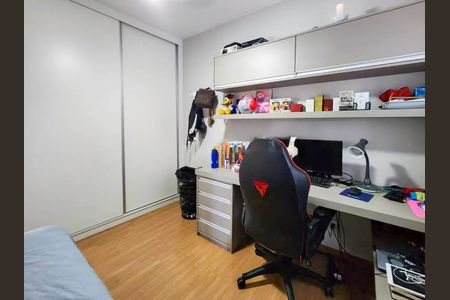 Apartamento à venda com 66m², 2 quartos e 2 vagas Apartamento à venda com 66m², 2 quartos e 2 vagasQuarto