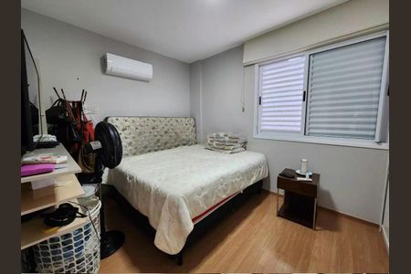 Suíte de apartamento à venda com 2 quartos, 66m² em Santo Antônio, Belo Horizonte