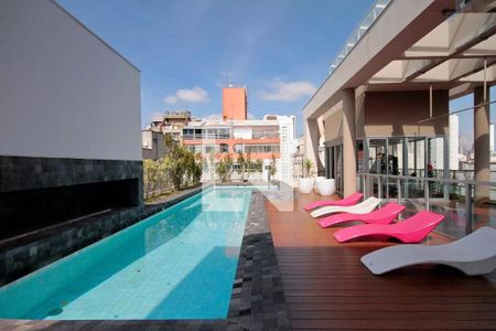 Studio à venda com 24m², 1 quarto e sem vagaÁrea comum - Piscina