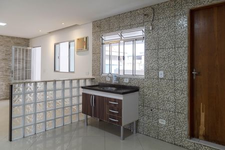 Casa para alugar com 90m², 2 quartos e 1 vaga Casa para alugar com 90m², 2 quartos e 1 vagaSala/Cozinha
