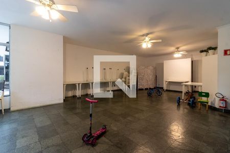 Apartamento para alugar com 85m², 2 quartos e 1 vagaÁrea comum - Salão de festas