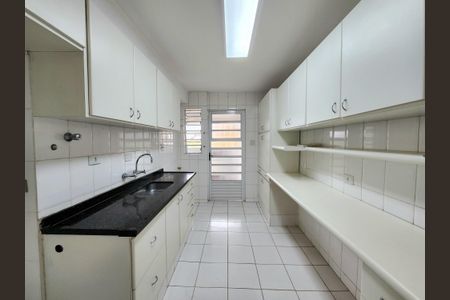Apartamento para alugar com 85m², 2 quartos e 1 vagaCozinha