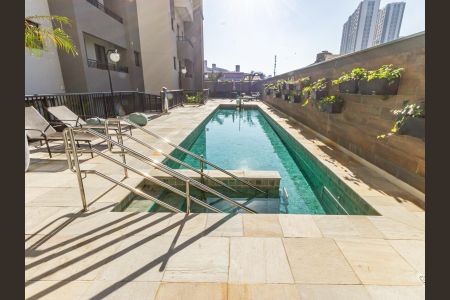 Apartamento para alugar com 30m², 1 quarto e sem vaga Apartamento para alugar com 30m², 1 quarto e sem vagaÁrea comum - Piscina