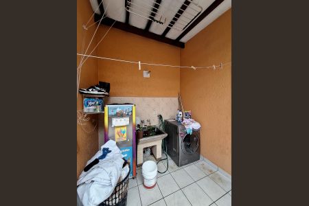 Casa à venda com 180m², 3 quartos e 4 vagas Casa à venda com 180m², 3 quartos e 4 vagasÁrea de Serviço