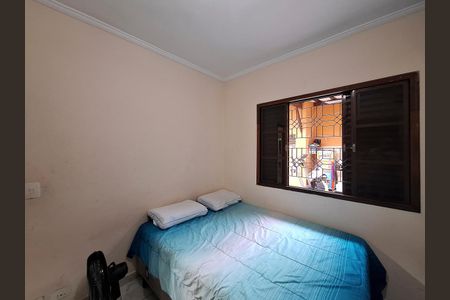 Casa à venda com 180m², 3 quartos e 4 vagas Casa à venda com 180m², 3 quartos e 4 vagasQuarto 1