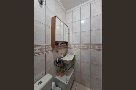 Casa à venda com 180m², 3 quartos e 4 vagas Casa à venda com 180m², 3 quartos e 4 vagasBanheiro da Suíte