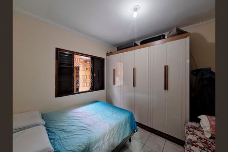 Casa à venda com 180m², 3 quartos e 4 vagas Casa à venda com 180m², 3 quartos e 4 vagasQuarto 1