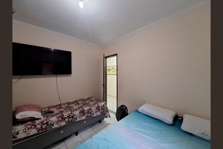 Casa à venda com 180m², 3 quartos e 4 vagas Casa à venda com 180m², 3 quartos e 4 vagasQuarto 1