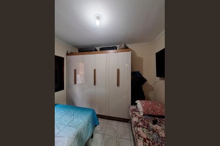 Casa à venda com 180m², 3 quartos e 4 vagas Casa à venda com 180m², 3 quartos e 4 vagasQuarto 1