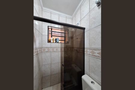 Casa à venda com 180m², 3 quartos e 4 vagas Casa à venda com 180m², 3 quartos e 4 vagasBanheiro da Suíte