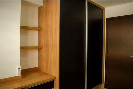 Suíte 1 de apartamento para alugar com 2 quartos, 70m² em Setor Marista, Goiânia