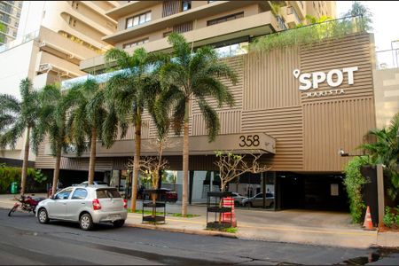 Apartamento para alugar com 70m², 2 quartos e 1 vaga Apartamento para alugar com 70m², 2 quartos e 1 vagaFachada