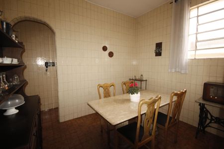 Casa à venda com 430m², 5 quartos e 5 vagascopa