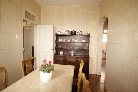 Casa à venda com 430m², 5 quartos e 5 vagascopa