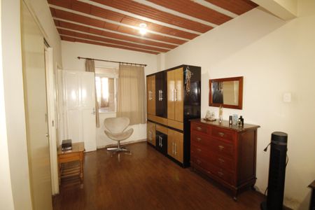 Casa à venda com 430m², 5 quartos e 5 vagasquarto 4