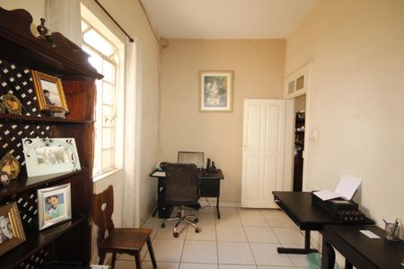 Casa à venda com 430m², 5 quartos e 5 vagassala 2