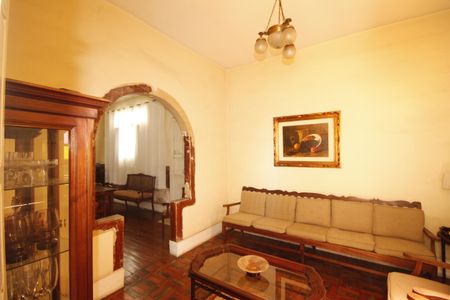 sala de casa à venda com 5 quartos, 430m² em Carlos Prates, Belo Horizonte