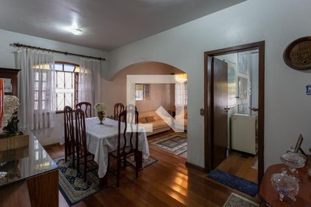 Sala de casa para alugar com 5 quartos, 300m² em Santa Amelia, Belo Horizonte