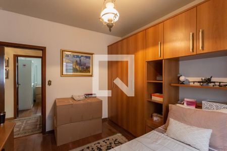 Casa para alugar com 300m², 5 quartos e 2 vagas Casa para alugar com 300m², 5 quartos e 2 vagasQuarto 3