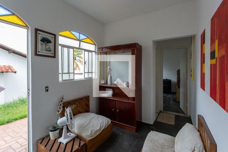 Casa para alugar com 300m², 5 quartos e 2 vagas Casa para alugar com 300m², 5 quartos e 2 vagasEdícula